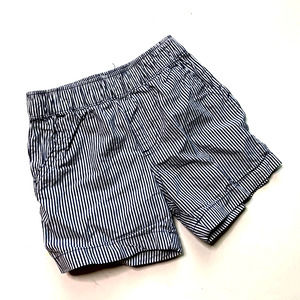 carters baby 12 mo striped shorts